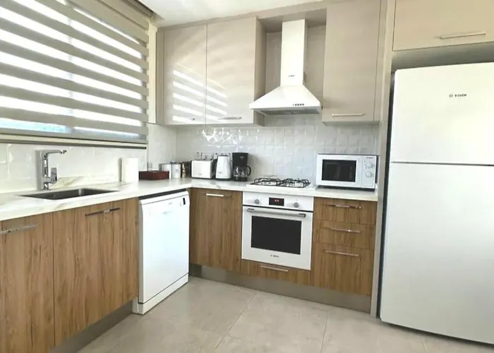 West Park, Near Merit Casino Vila Kyrenia (Northern Cyprus)