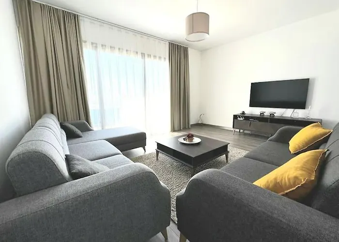 Vila West Park, Near Merit Casino